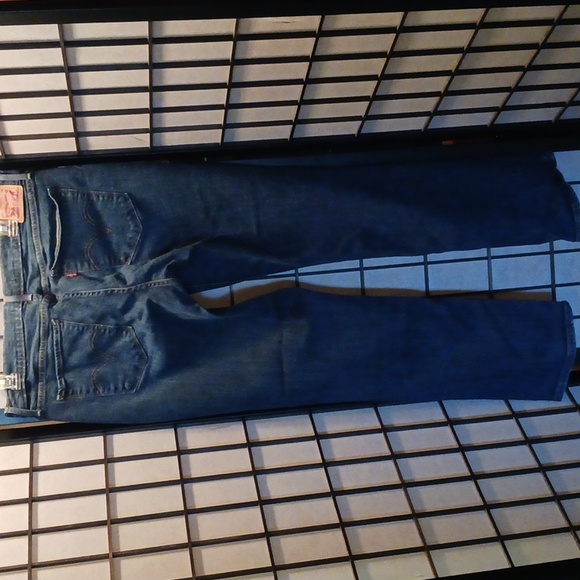 Levi's 505 Straight - Picture 2 of 6